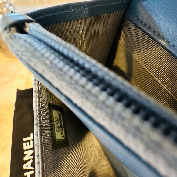 CHANEL
Light Blue Caviar Leather Timeless WOC Clutch Bag - Picture 4 of 16